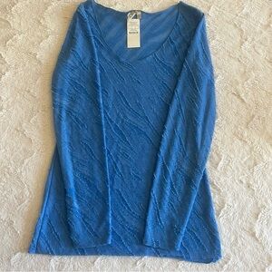 NWT BKE Long Sleeve T-Shirt Size Large